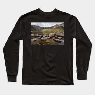 Llyn Idwal in the Snowdonia National Park Long Sleeve T-Shirt